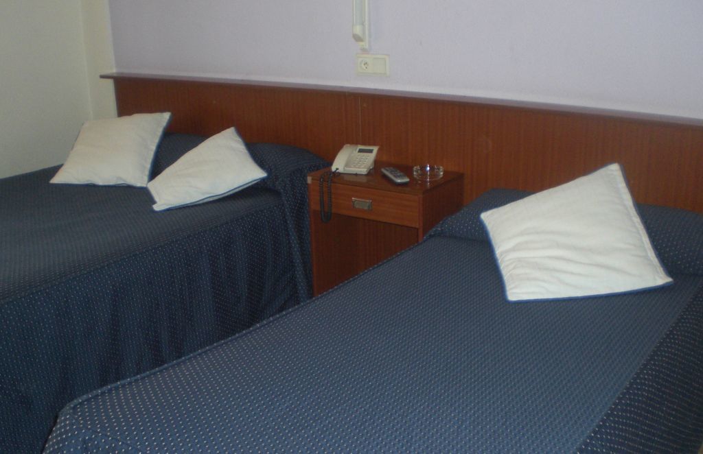 Hotel Nuria 坎佩略 外观 照片